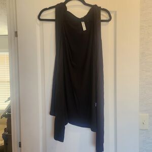 *Zenana Outfitters Black Vest Cardigan Size M Euc*